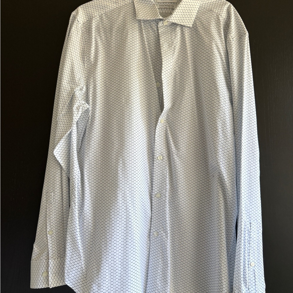 Calvin Klein White and Blue Patterned Dress Shirt